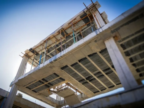Imam-Khomeini-commercial-building-ceiling-formwork-with-flat-plastic-molds
