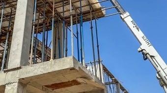 Shahinshahr Art School Building